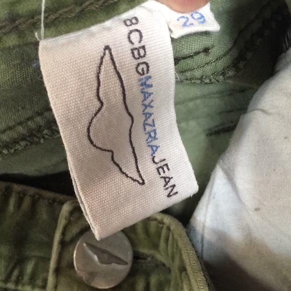 Green corduroy pants — BCBG - Picture 4 of 6